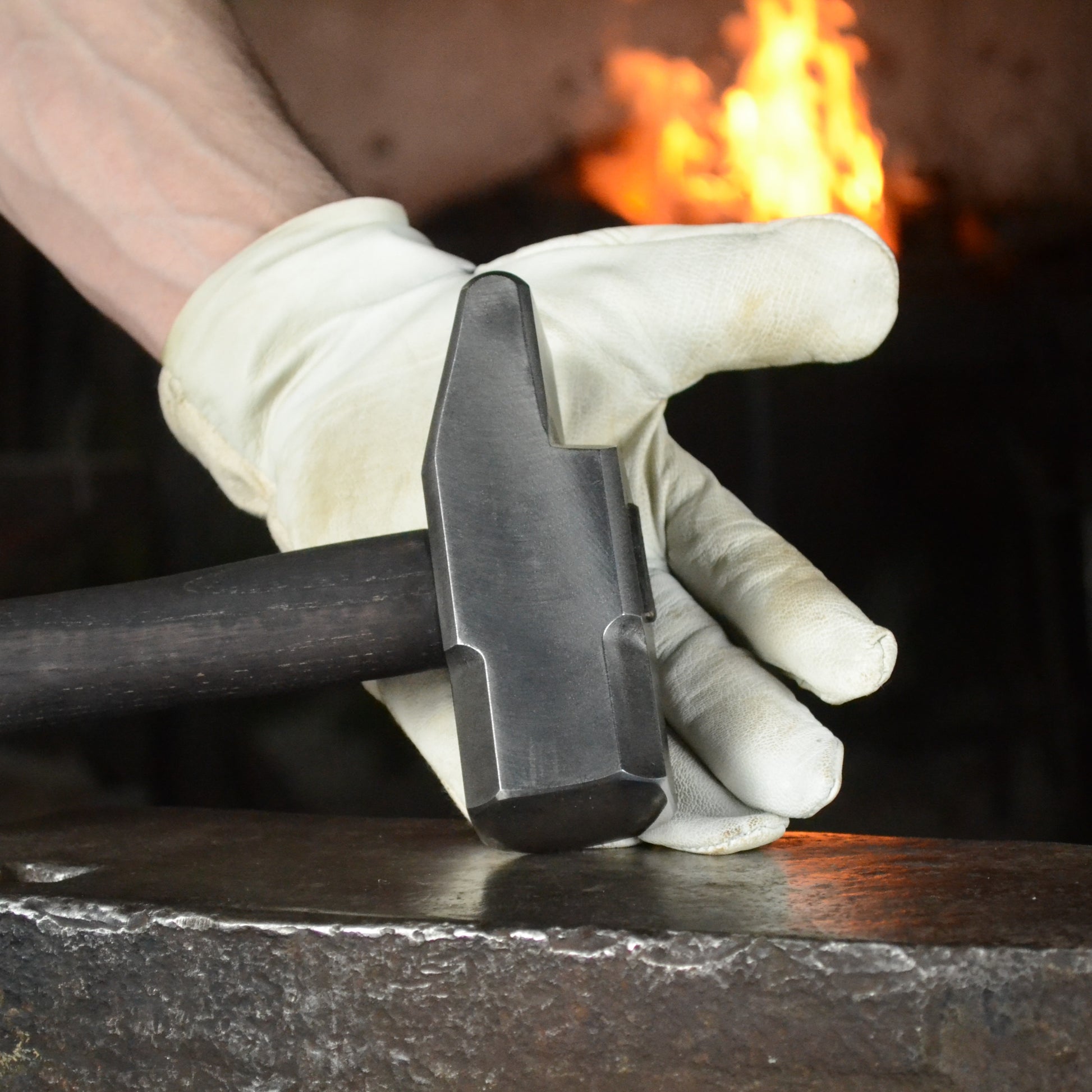 Blacksmith Cross Peen Hammer – AISI 1080 High Carbon Steel – 3.44 lb (1560g) Forging Hammer – Ashwood Handle –