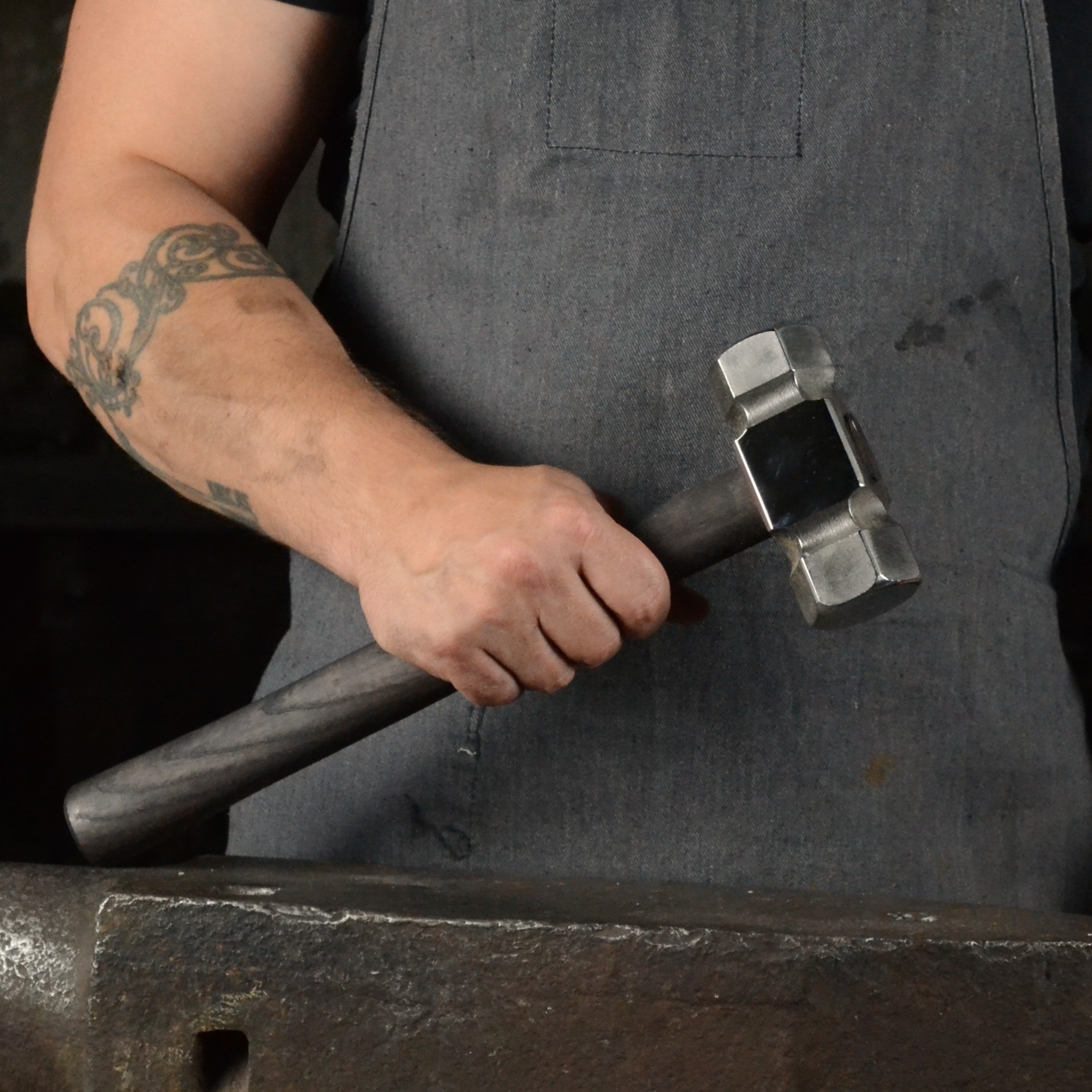Rounding Forging Blacksmith Hammer 3lb Hardness Rockwell 52–55 (HRC)