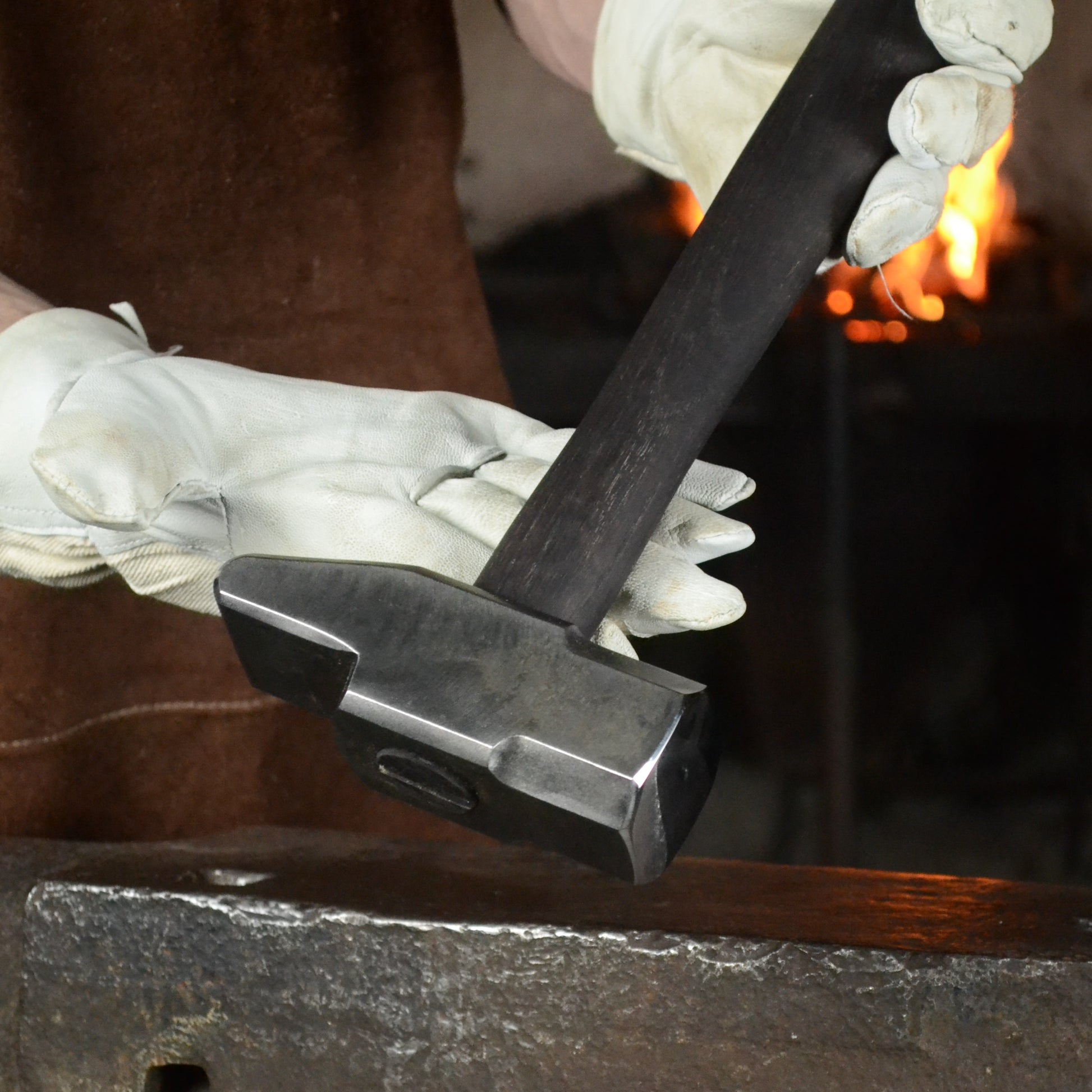 Blacksmith Cross Peen Hammer – AISI 1080 High Carbon Steel – 3.44 lb (1560g) Forging Hammer – Ashwood Handle –