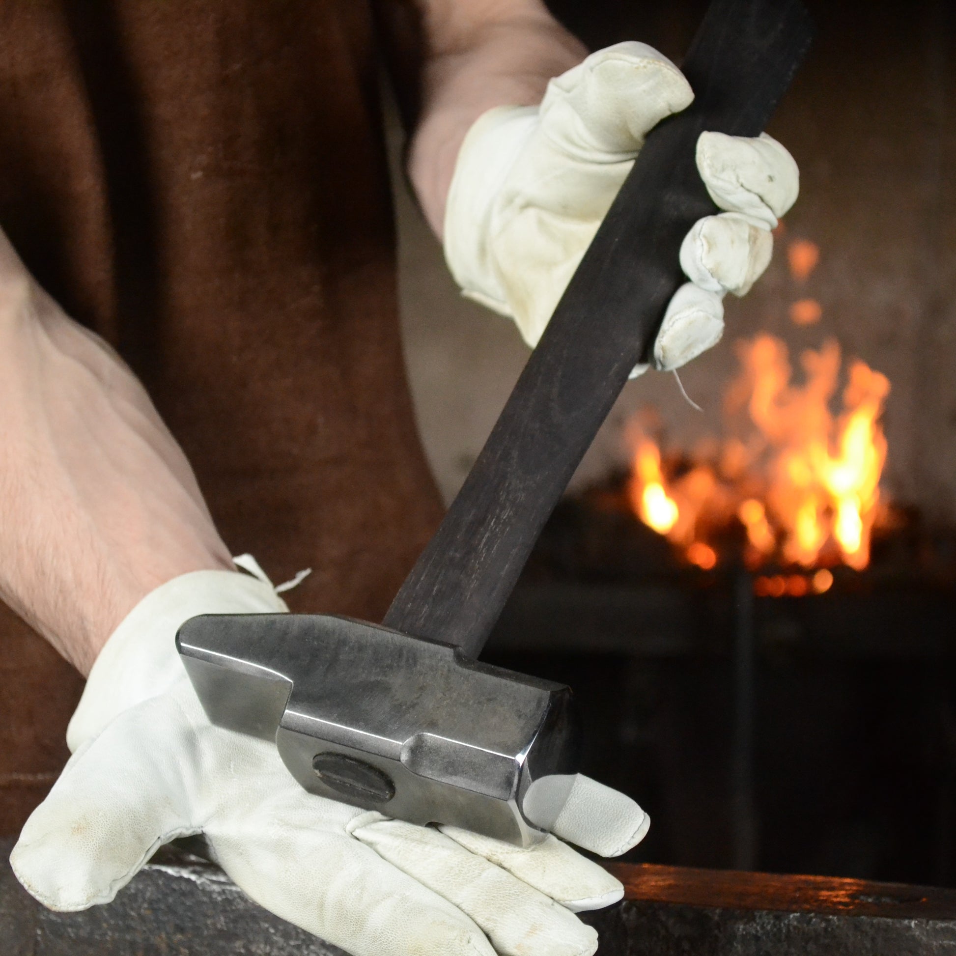 Blacksmith Cross Peen Hammer – AISI 1080 High Carbon Steel – 3.44 lb (1560g) Forging Hammer – Ashwood Handle –