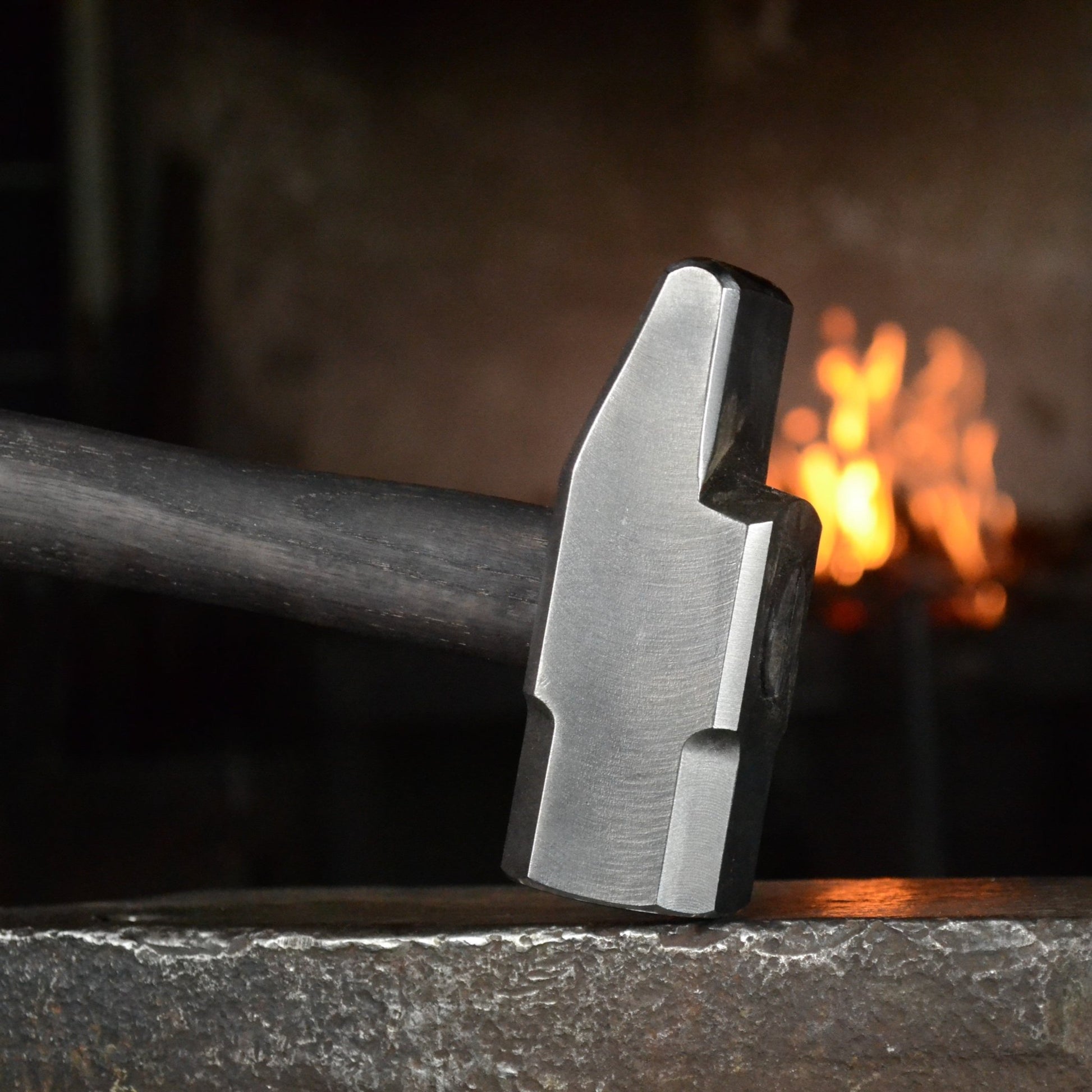 Blacksmith Cross Peen Hammer – AISI 1080 High Carbon Steel – 3.44 lb (1560g) Forging Hammer – Ashwood Handle – - StrictBlacksmith