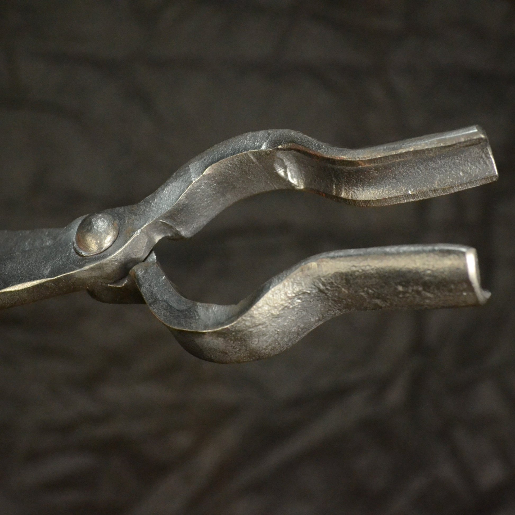 Blacksmithing Round Jaw Tongs: Precision Forging Tool - StrictBlacksmith