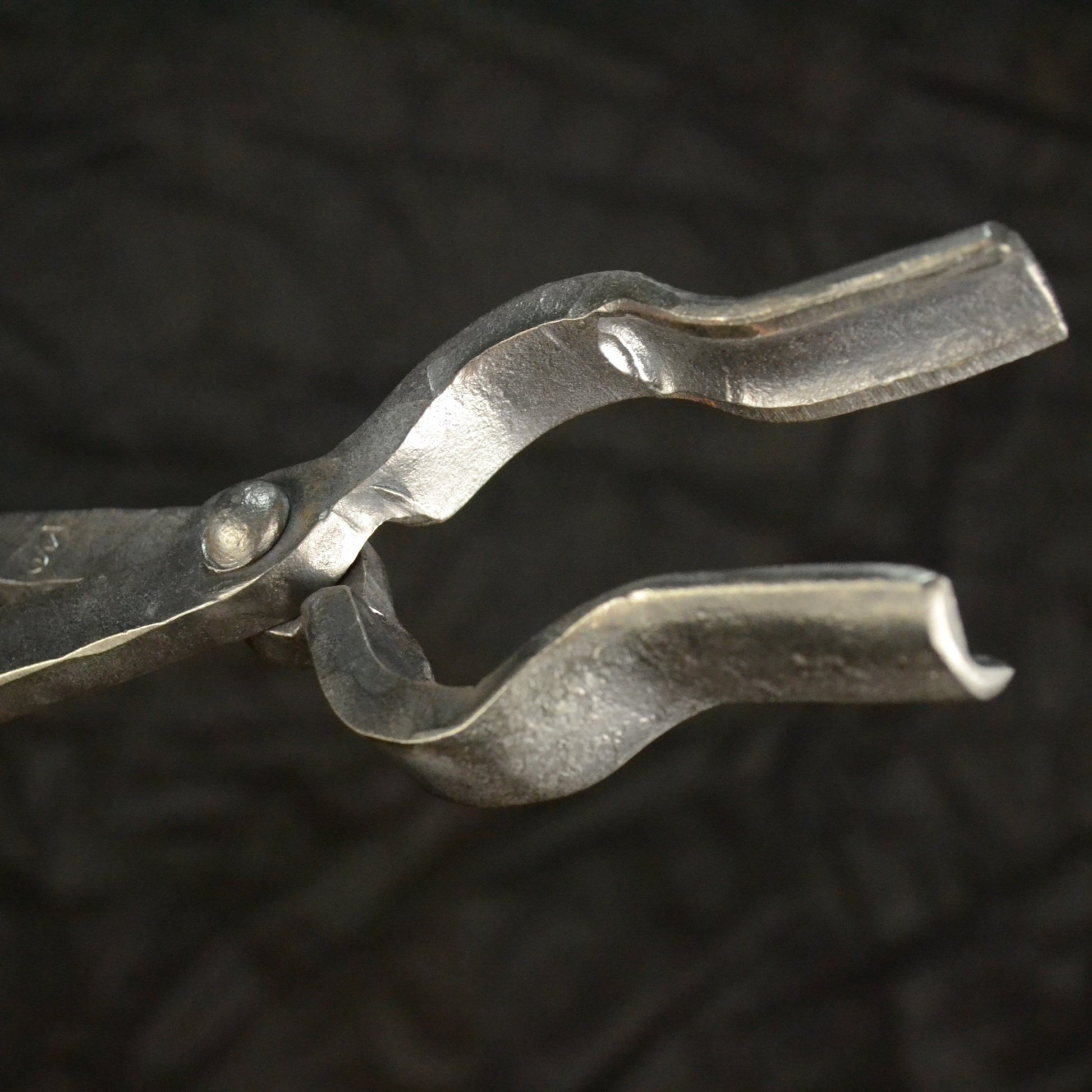 Blacksmithing Round Jaw Tongs: Precision Forging Tool - StrictBlacksmith