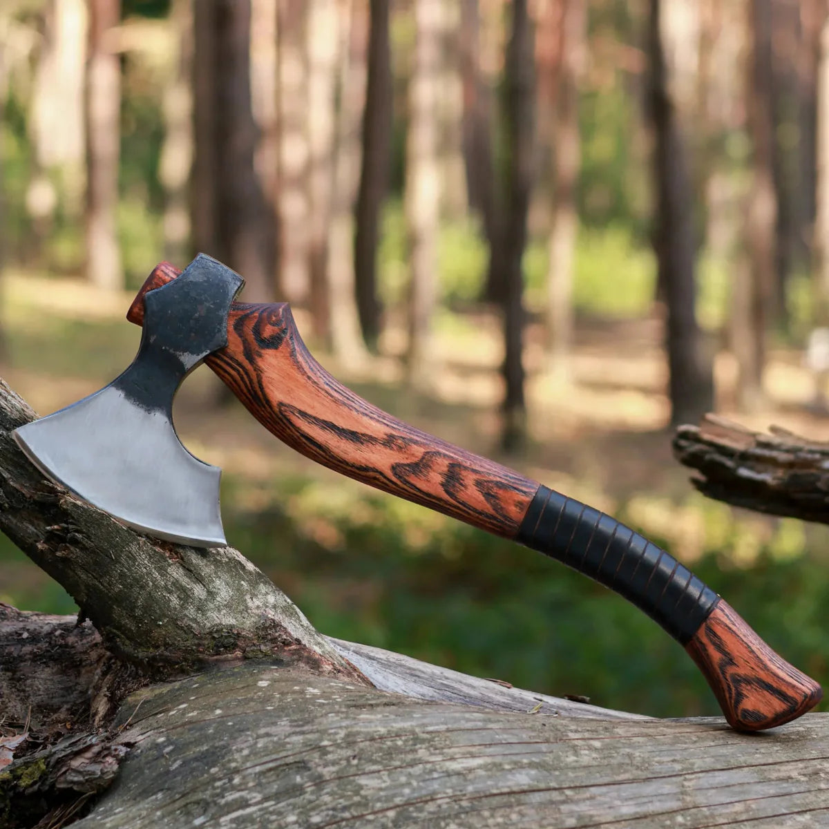 Functional axe "Idun" with leather sheath from AncientSmithy