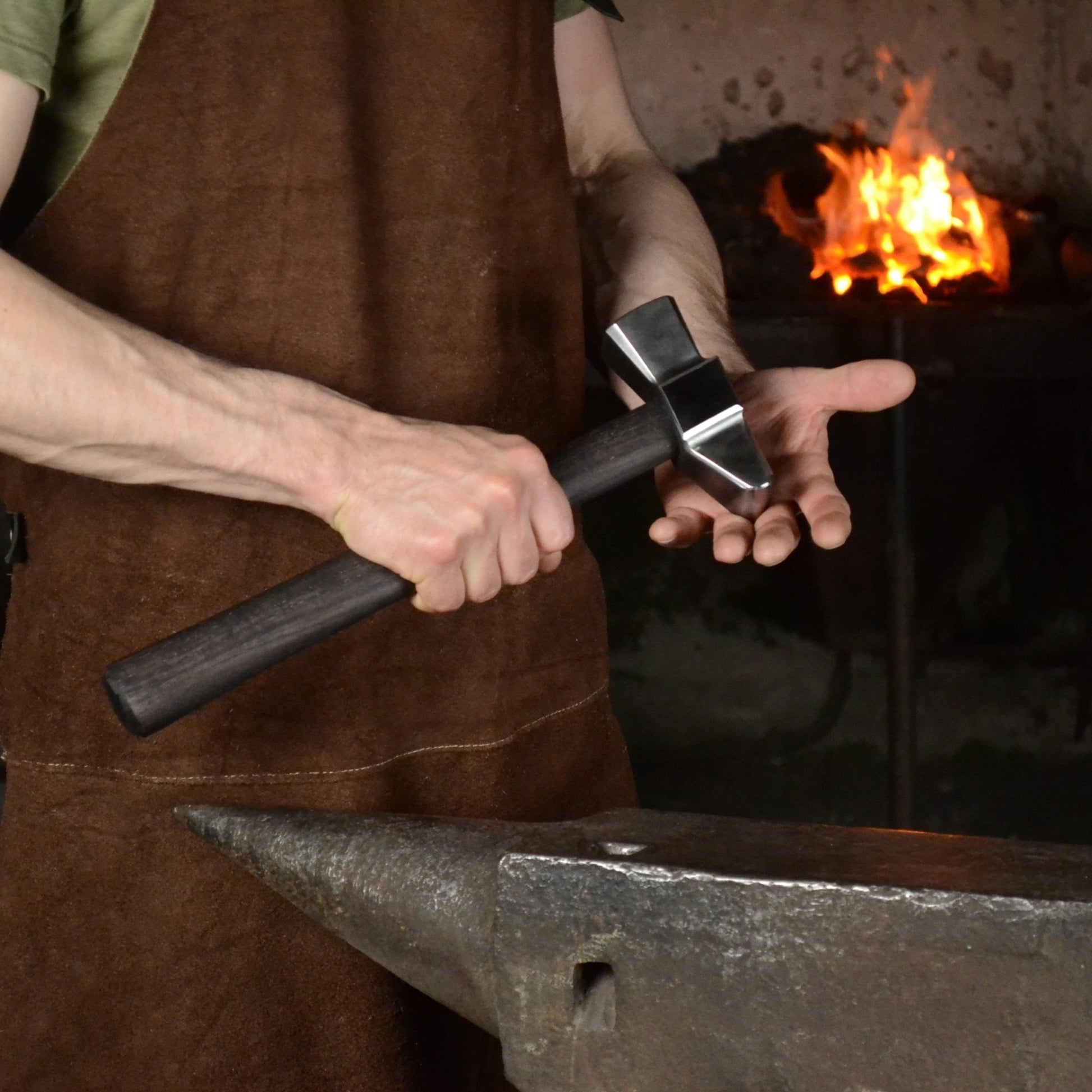 Professional Blacksmith Cross Peen Hammer – Hand Forged AISI 1080 Steel – 2,5 lbs Forging Hammer – Ash Wood Handle - StrictBlacksmith