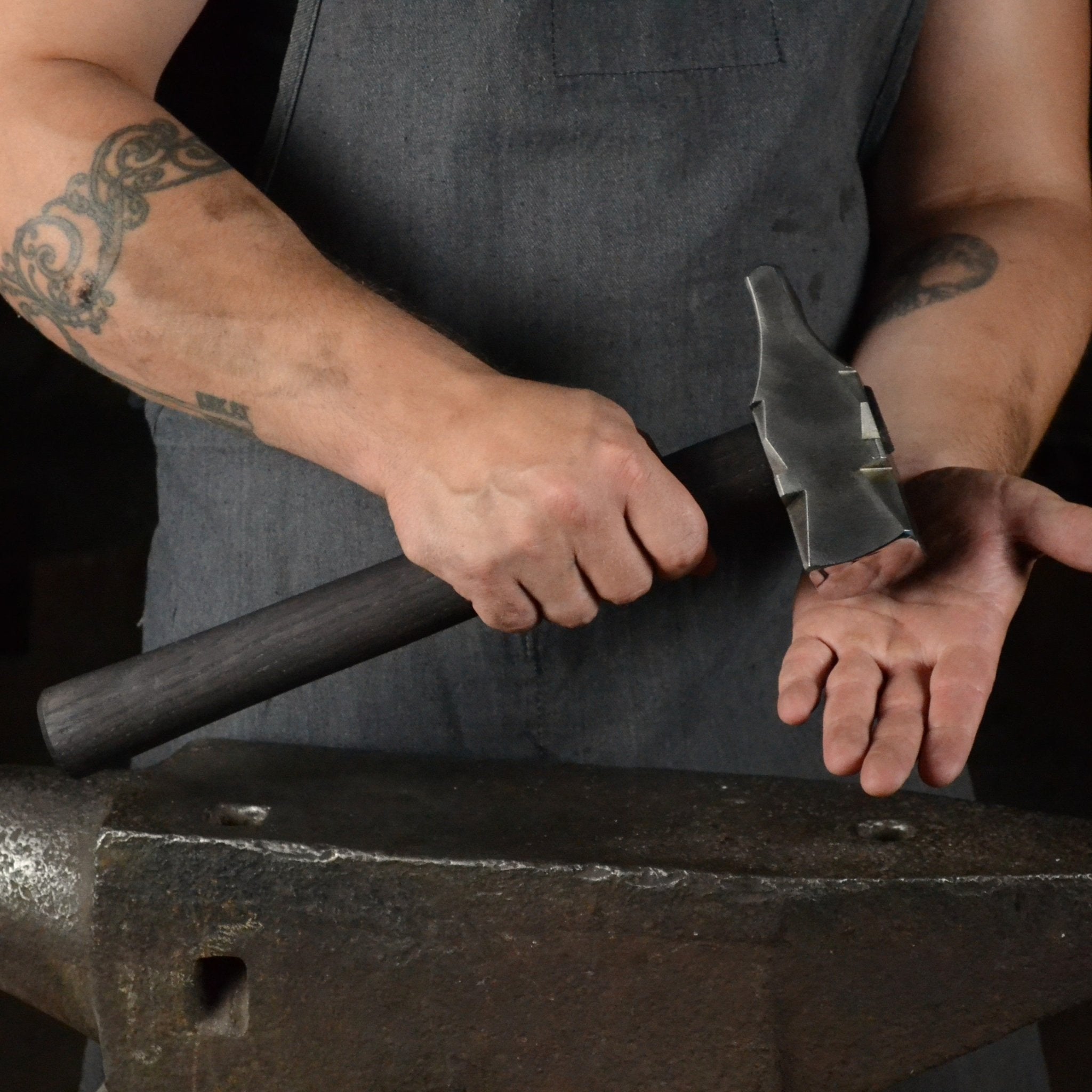 Professional Cross Peen Blacksmith Hammer 2,5 LBS - StrictBlacksmith