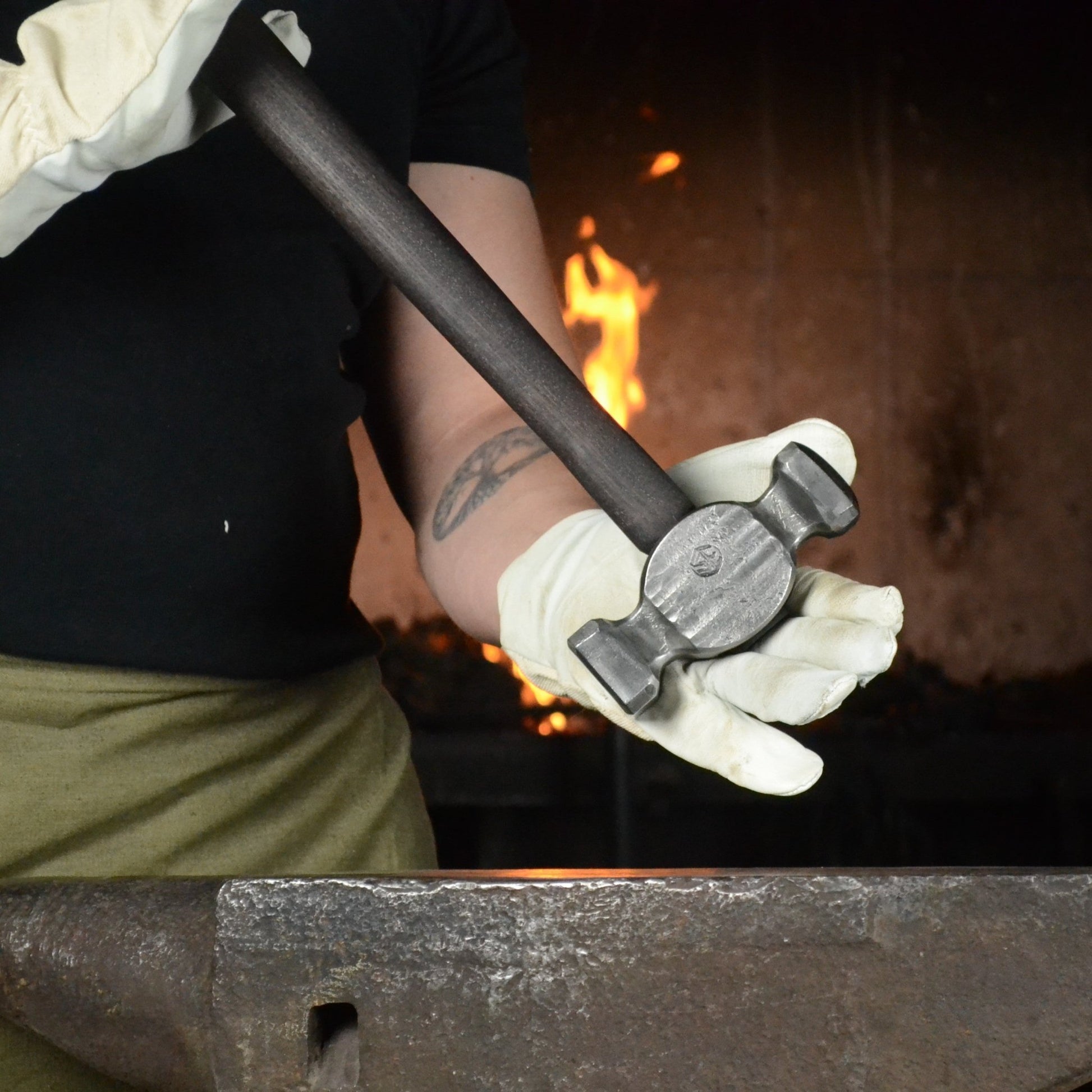 Square Circle Rounding Hammer for Blacksmith Masters 50-52(HRC) AISI 1080 High Carbon Steel - StrictBlacksmith